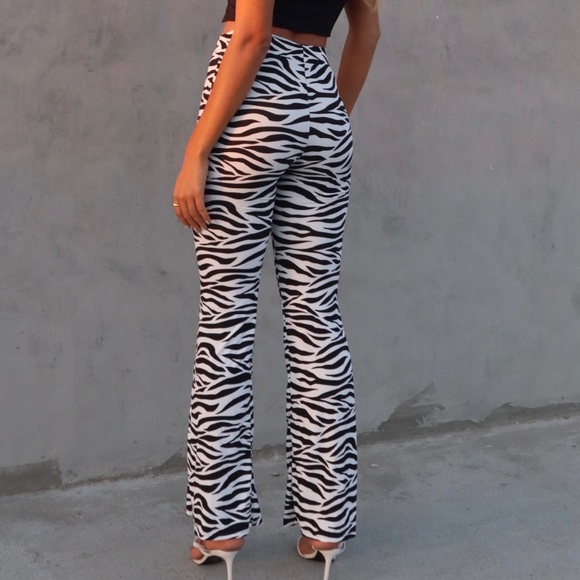 Zebra Print Soft Ribbed Straight Leg Pant - Picture 5 of 5